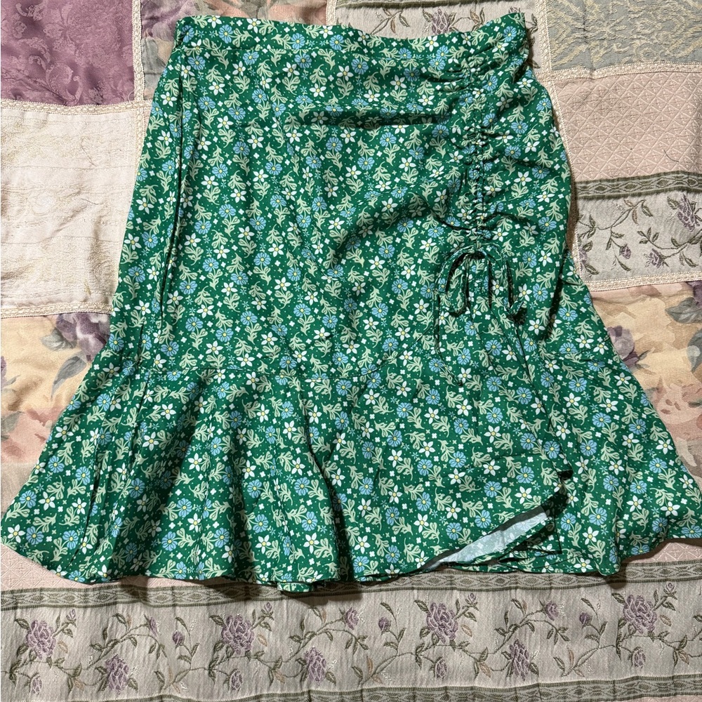 Max Studio Asymmetrical Green Floral Skirt